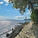 Blue Wave View Apartment